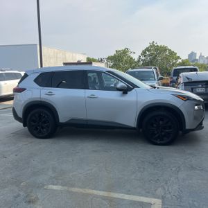2021 Nissan ROGUE SV 照片 10