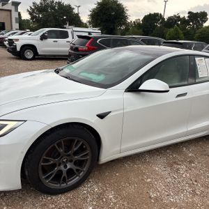 TESLA MODEL S PLAID - 2