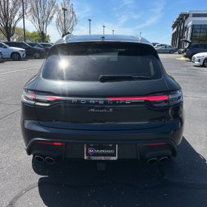 PORSCHE MACAN S - 7