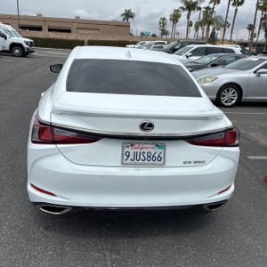 LEXUS ES 350 F SPORT HANDLING - 6