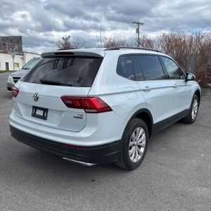 VOLKSWAGEN TIGUAN 2.0T S 4MOTION - 8