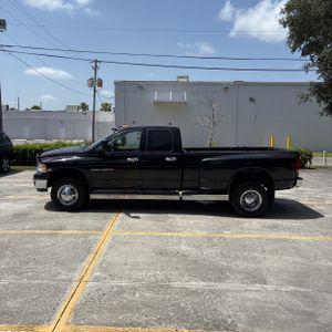 صورة 3 لـ 2003 Dodge RAM 3500 SLT/LARAMIE