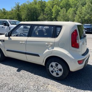 KIA SOUL BASE - 6