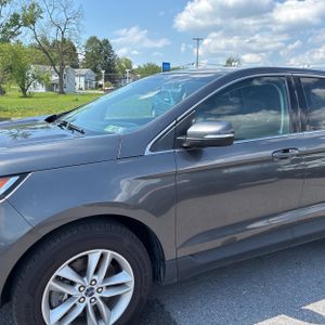 FORD EDGE SEL - 2
