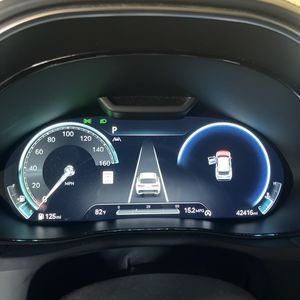 صورة 39 لـ 2023 Genesis GV70 2.5T STANDARD