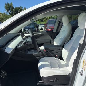 2022 Tesla MODEL Y LONG RANGE 缩略图 32