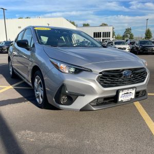 2025 Subaru IMPREZA BASE 5-DOOR 照片 12