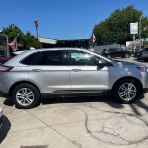 FORD EDGE SEL - 10