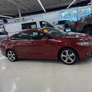 صورة 10 لـ 2014 FORD FUSION SE