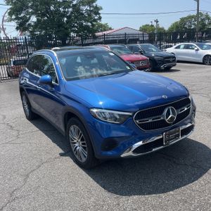 2026 Mercedes-BENZ GLC — миниатюра 12