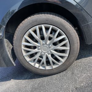2024 Toyota COROLLA SE 缩略图 19