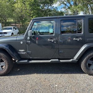 JEEP WRANGLER UNLIMITED SAHARA - 4