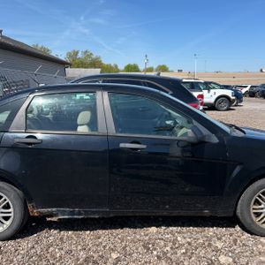 FORD FOCUS SE - 10