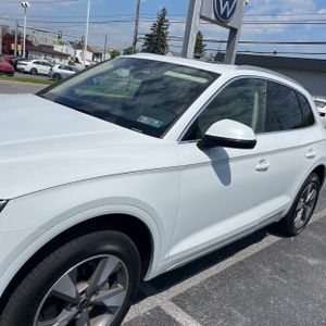 AUDI Q5 QUATTRO PREMIUM 40 TFSI - 2