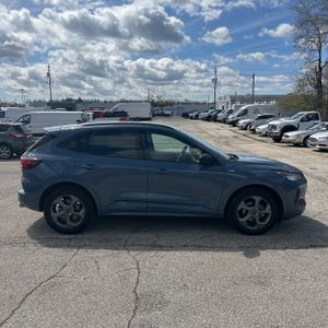 FORD ESCAPE ST-LINE - 10