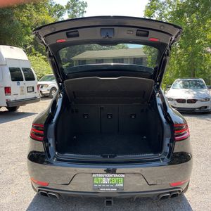 2017 Porsche MACAN TURBO 照片 44