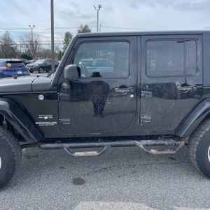 JEEP WRANGLER SAHARA - 4