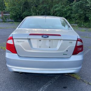 FORD FUSION SE - 7