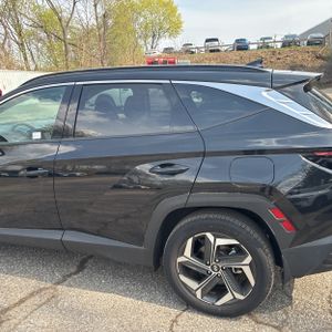 HYUNDAI TUCSON LIMITED - 6