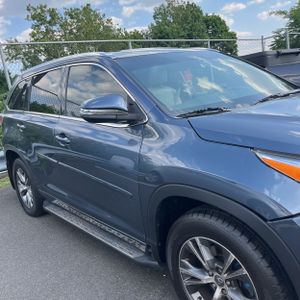 2015 Toyota HIGHLANDER XLE thumbnail 13