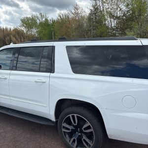 CHEVROLET SUBURBAN PREMIER - 6