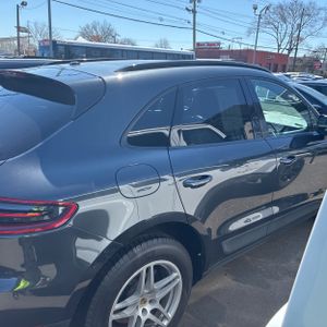 PORSCHE MACAN BASE - 9