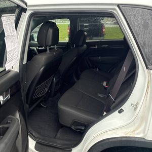 صورة مصغرة 34 لـ 2014 KIA SORENTO LX