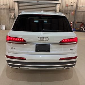 AUDI Q7 PREMIUM - 7