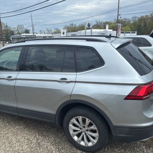 VOLKSWAGEN TIGUAN S - 6