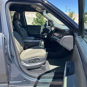 صورة مصغرة 33 لـ 2023 Rivian R1S ADVENTURE