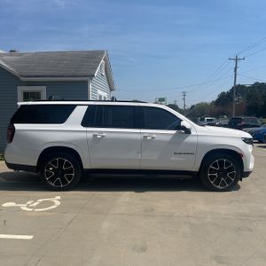 Chevrolet Suburban RST - 10