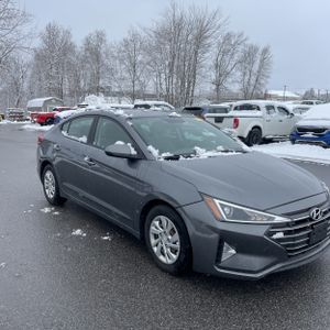 HYUNDAI ELANTRA SE - 10