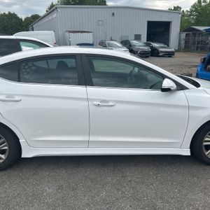 HYUNDAI ELANTRA SPORT - 9