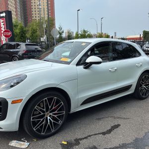 2023 Porsche MACAN GTS — фото 2