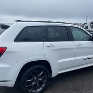 JEEP GRAND CHEROKEE LIMITED X - 9