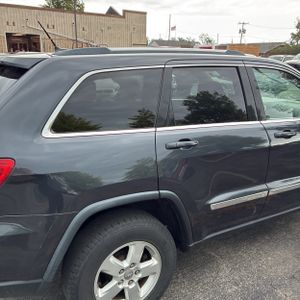 صورة 9 لـ 2013 JEEP GRAND CHEROKEE LAREDO