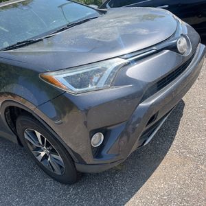 2017 Toyota RAV4 XLE — миниатюра 58