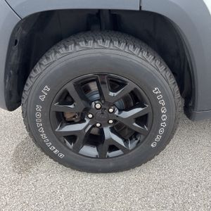 صورة مصغرة 19 لـ 2015 JEEP CHEROKEE TRAILHAWK