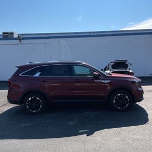 2024 KIA SORENTO S — фото 10