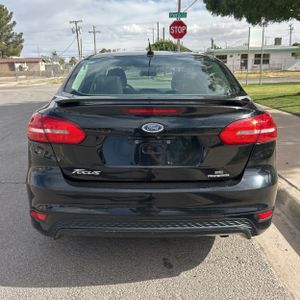 FORD FOCUS SE - 7
