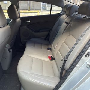 صورة مصغرة 32 لـ 2014 KIA FORTE EX