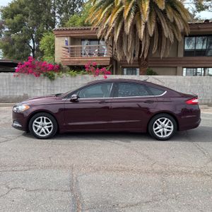 FORD FUSION SE - 3