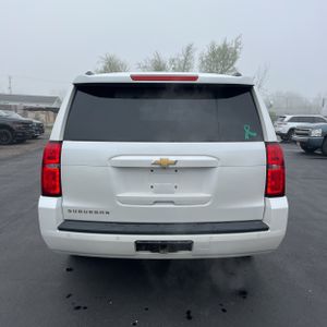 CHEVROLET SUBURBAN LT - 7