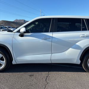 TOYOTA HIGHLANDER - 4