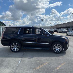 CADILLAC ESCALADE LUXURY - 10