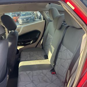 صورة مصغرة 34 لـ 2011 FORD FIESTA SE