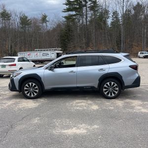 SUBARU OUTBACK LIMITED XT - 3