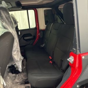 2021 JEEP WRANGLER UNLIMITED SPORT S 照片 32