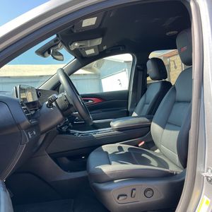 2025 Chevrolet TRAVERSE Z71 — миниатюра 32