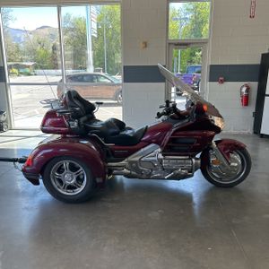 HONDA POWERSPORTS GL1800A GOLD WING ABS - 9
